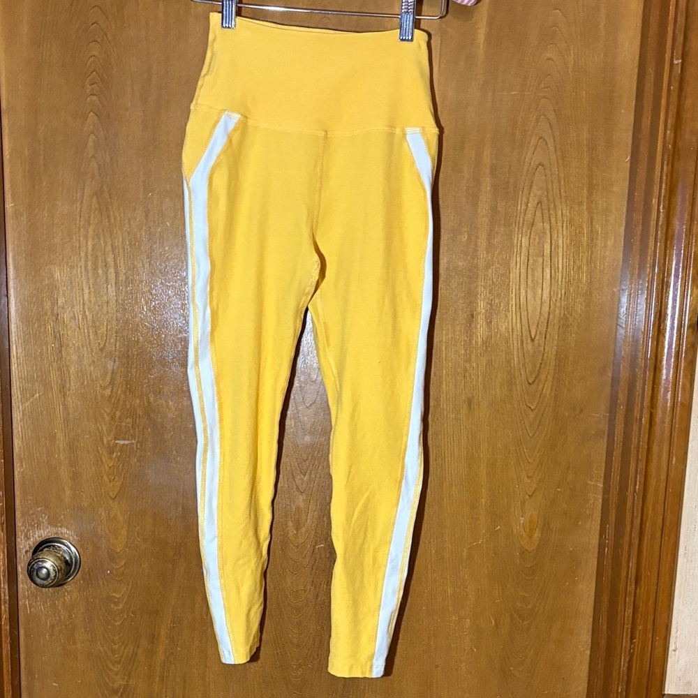 Beyond Yoga Leggings with White Stripes
